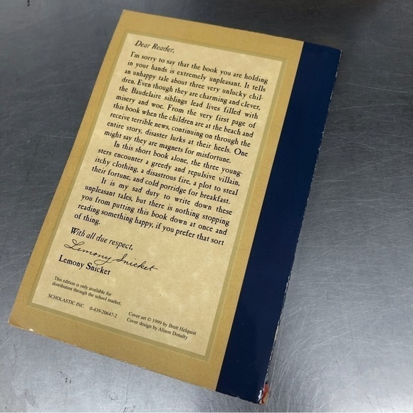 A Series of Unfortunate Events, book of first, The Bad Beginning by: Lemony - Picture 5 of 6